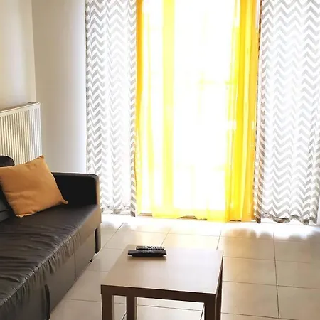 Appartement Deux Pièces *